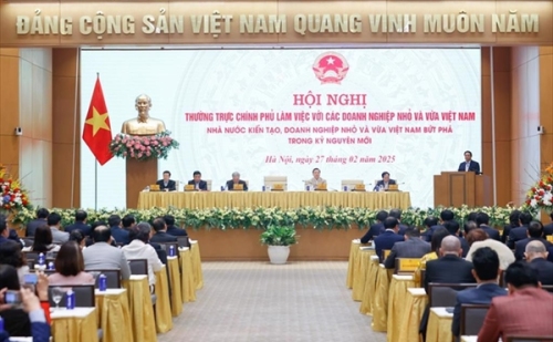 Toàn cảnh hội nghi với chủ đề "Nhà nước kiến tạo, doanh nghiệp nhỏ và vừa Việt Nam bứt phá trong kỷ nguyên mới".