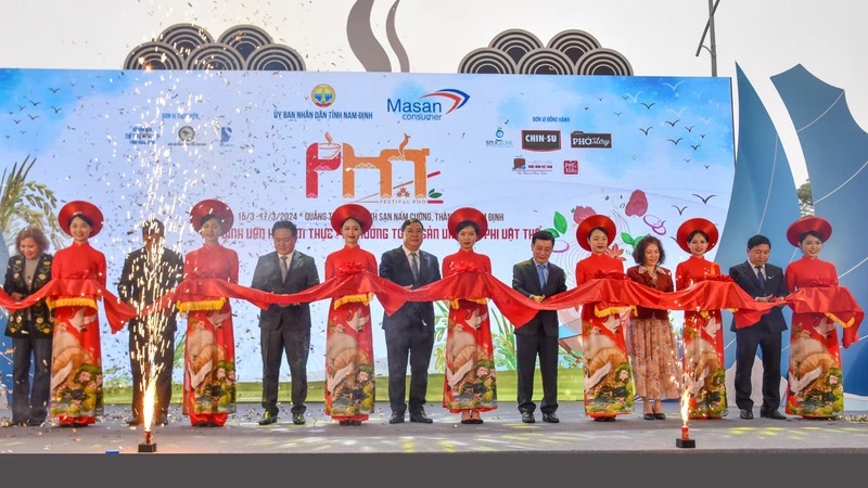 Festival Phở 2024 tại Nam Định trong ngày đầu khai mạc
