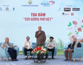 Toa-dam-Con-duong-pho-Viet-1.jpg