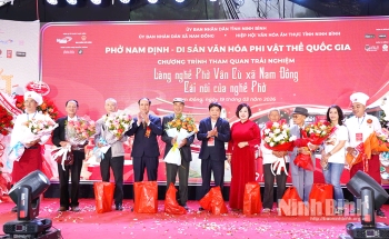 Rộn ràng chương trình tham quan trải nghiệm phở Vân Cù