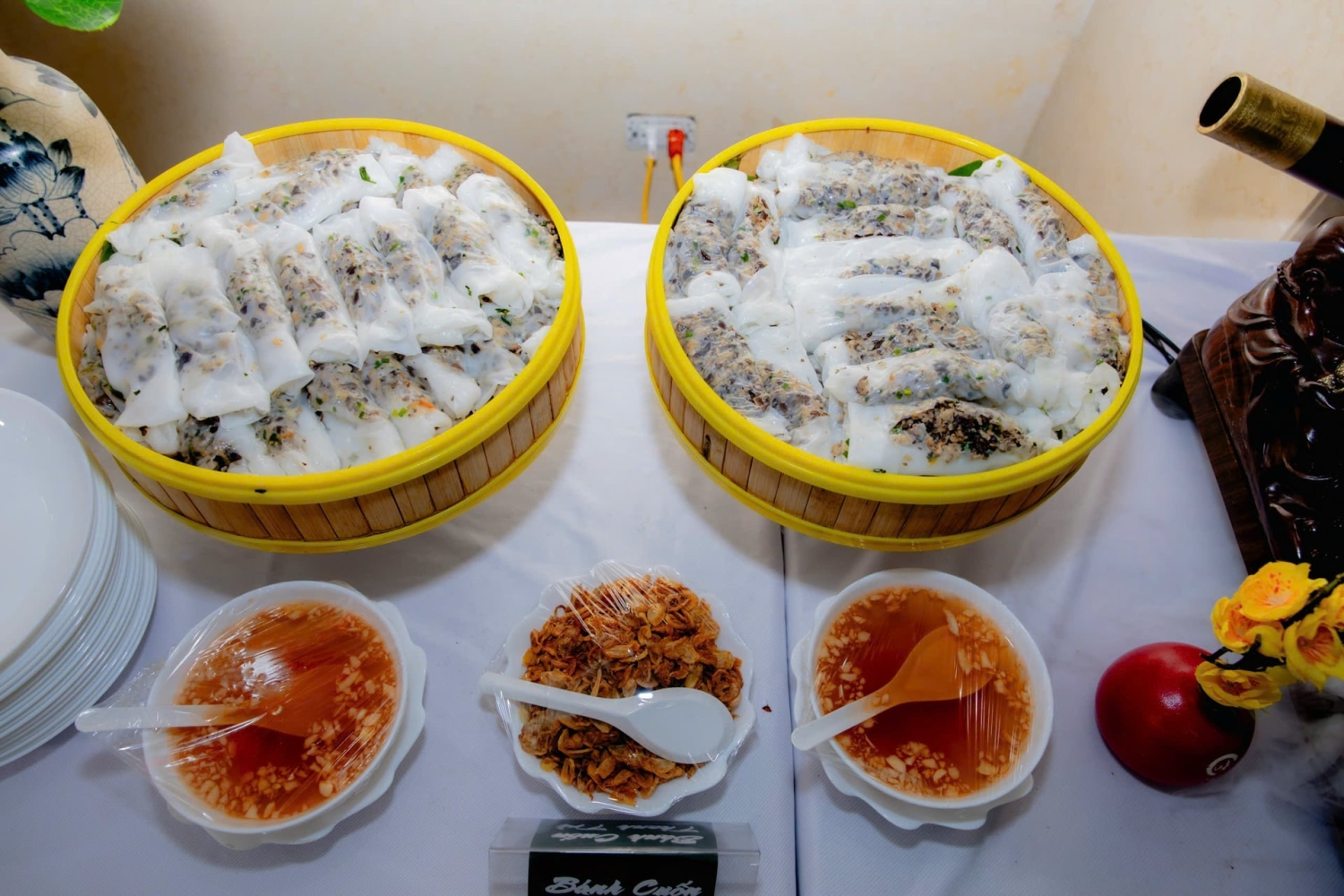 Bánh cuốn Thanh Trì- phở - pate phở ăn cùng quẩy được giới thiệu tại sự kiện. 