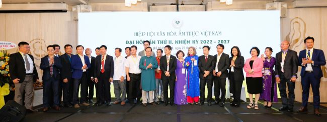 Thành viên Ban chấp hành Hiệp hội Văn hóa Ẩm thực Việt Nam nhiệm kỳ II