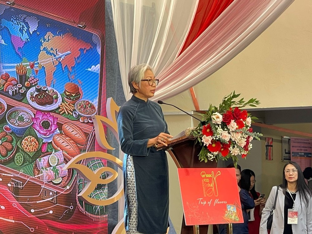 Lãnh đạo Hiệp hội Nước mắm Việt Nam tham dự Liên hoan Văn hoá ẩm thực Quốc tế 2025 chung sức giúp đỡ đồng bào miền Trung ảnh 2